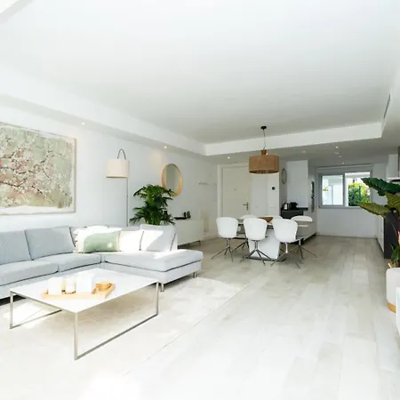 Al-1112 2 Bed Alcazaba Lagoon Estepona