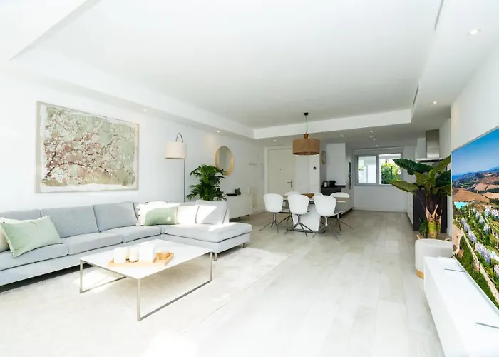 Al-1112 2 Bed Alcazaba Lagoon Estepona