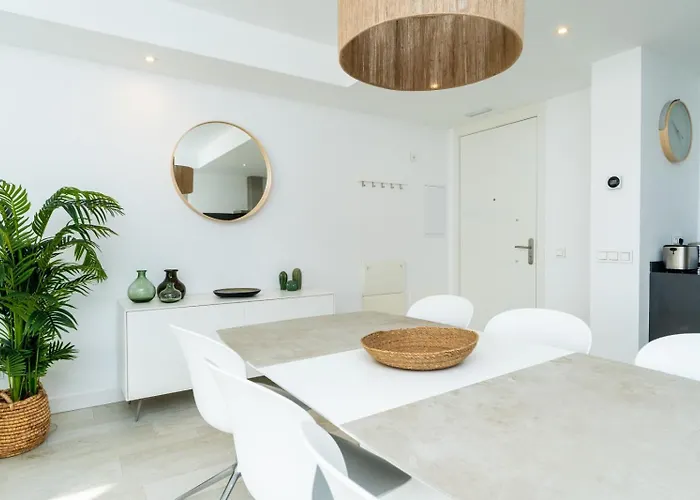 Al-1112 2 Bed Alcazaba Lagoon アパート *